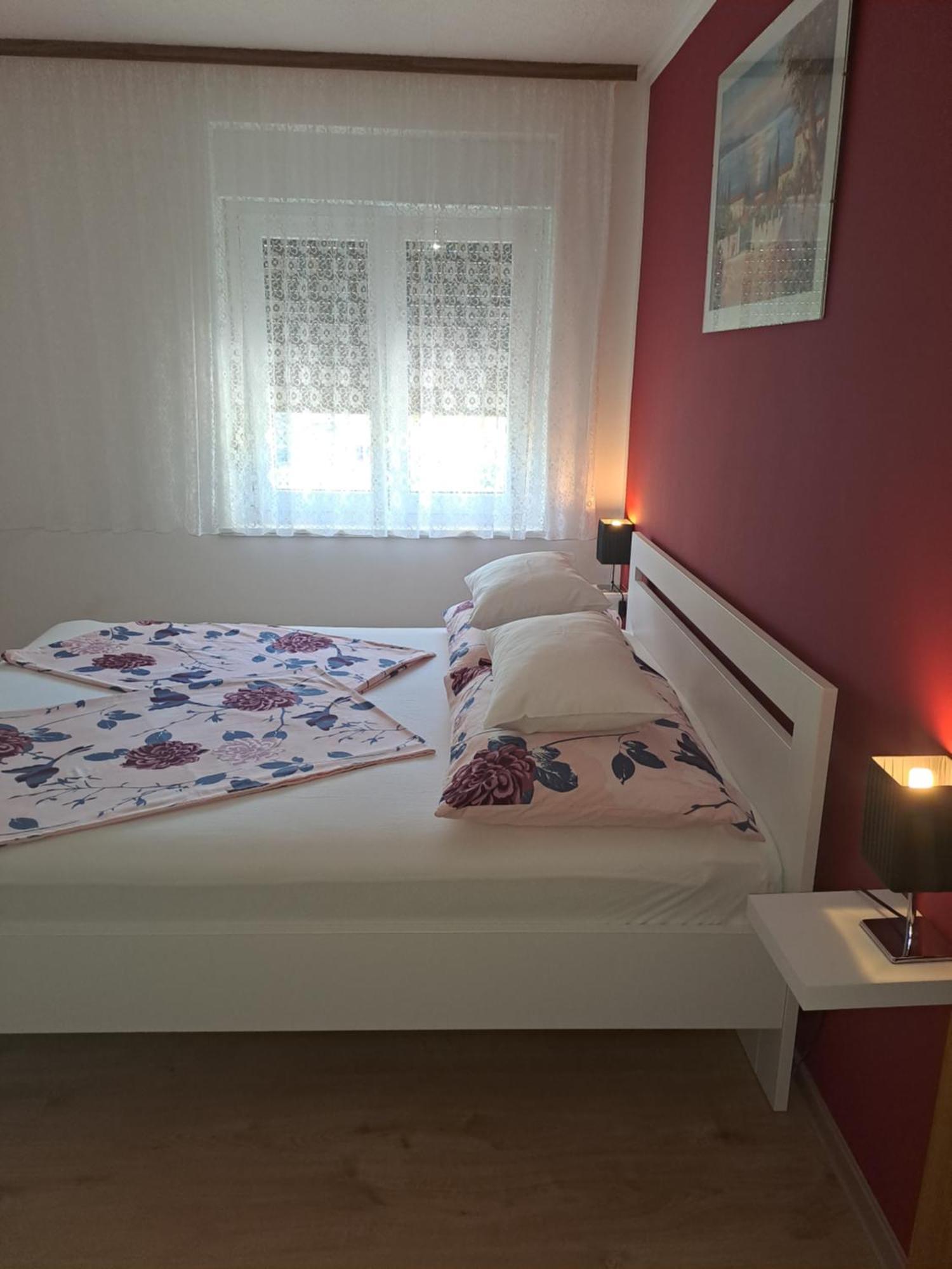Studio Apartments Maslinik Krk Town Extérieur photo